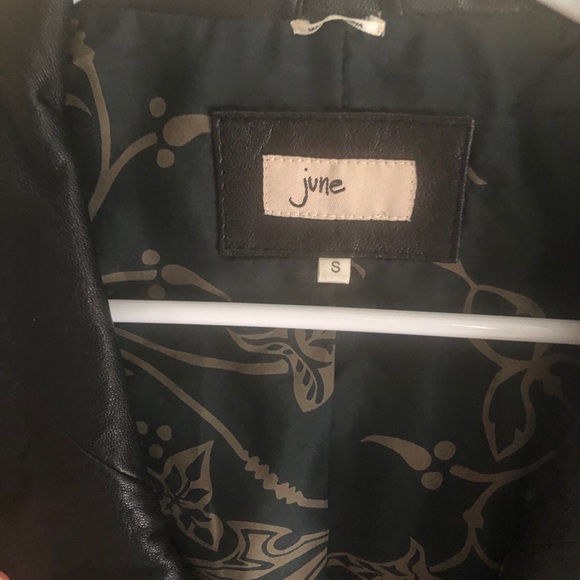 NWOT Genuine Leather Cropped Vest - Picture 2 of 4